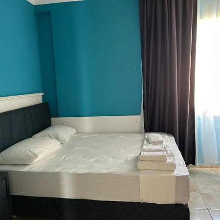 Otel Grand *